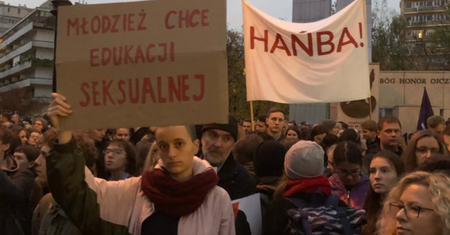 "Jesień Średniowiecza". Protesty przeciwko obywatelskiemu projektowi ustawy "Stop pedofilii"