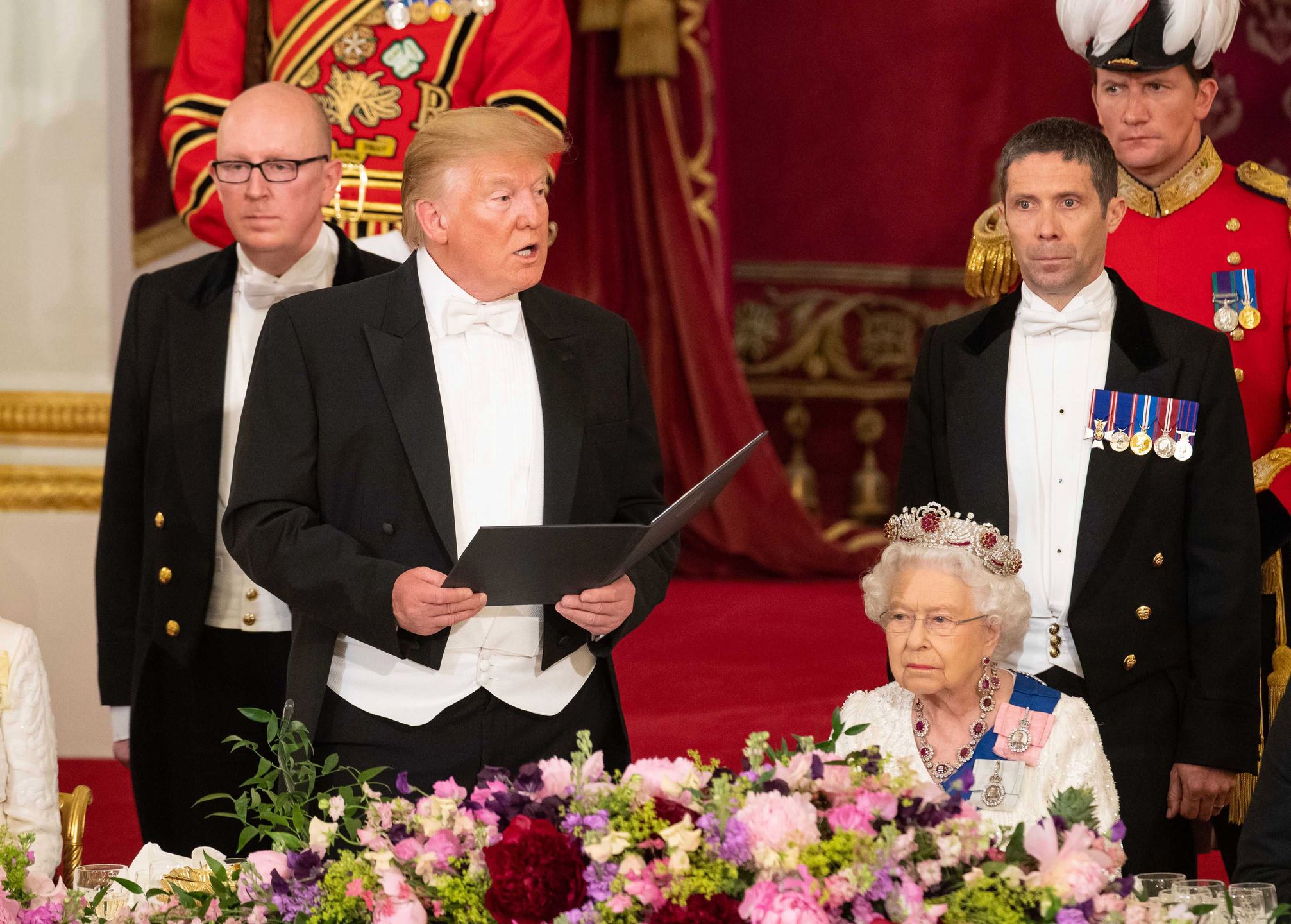 królowa Elżbieta II i Donald Trump podczas bankietu, Londyn 2019