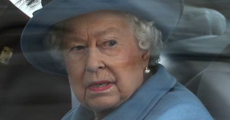 Królowa Elżbieta wywieziona z pałacu Buckingham