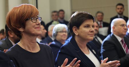 Nie będzie wotum nieufności dla Szydło i Rafalskiej. Sejmowa komisja odrzuciła wnioski