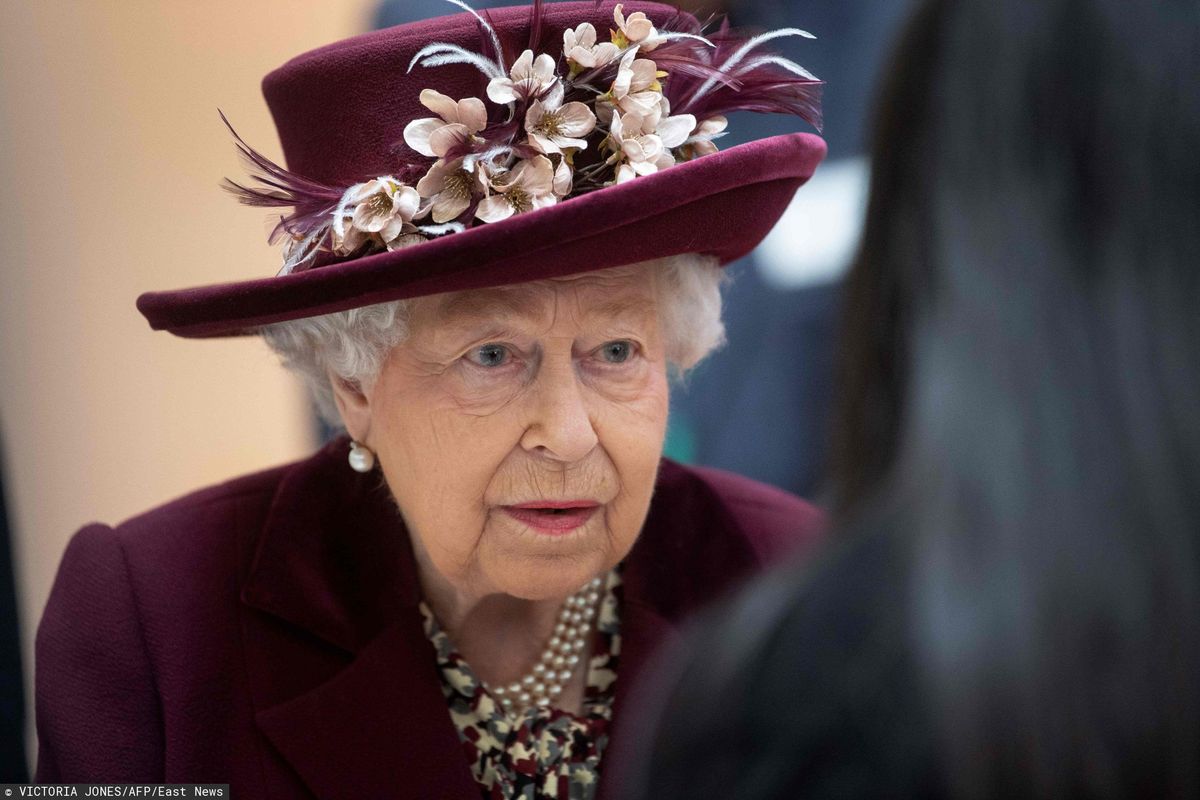Królowa Elżbieta niepocieszona. Nie będzie kibicować podczas wyścigów w Ascot