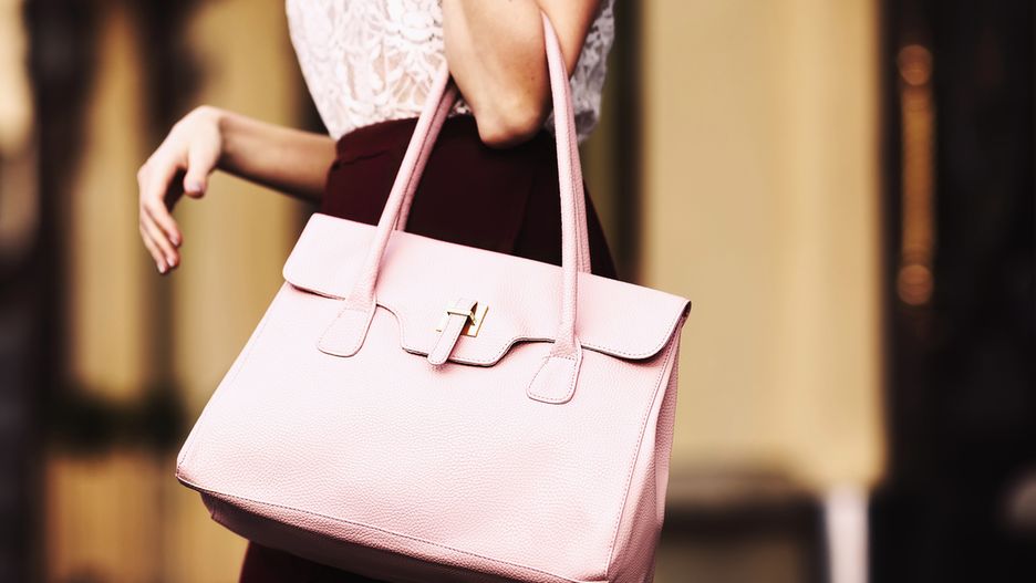 Torebki w pastelowych kolorach dodają lekkości i delikatności