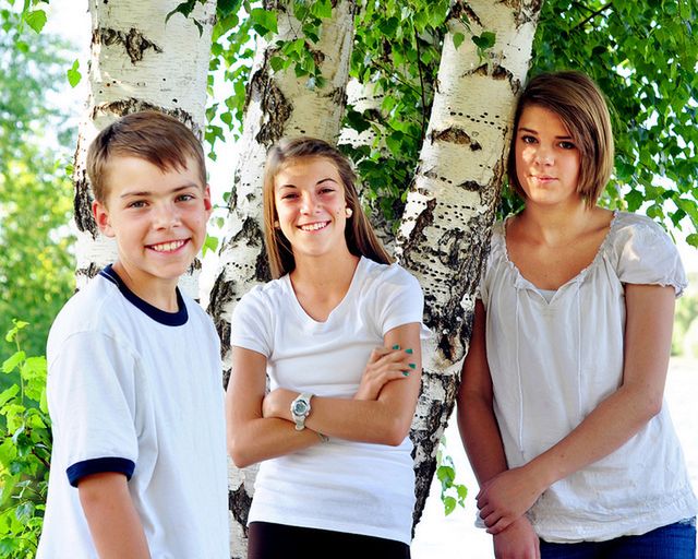 Migrena w okresie dojrzewania to problem i dziewcząt i chłopców. 