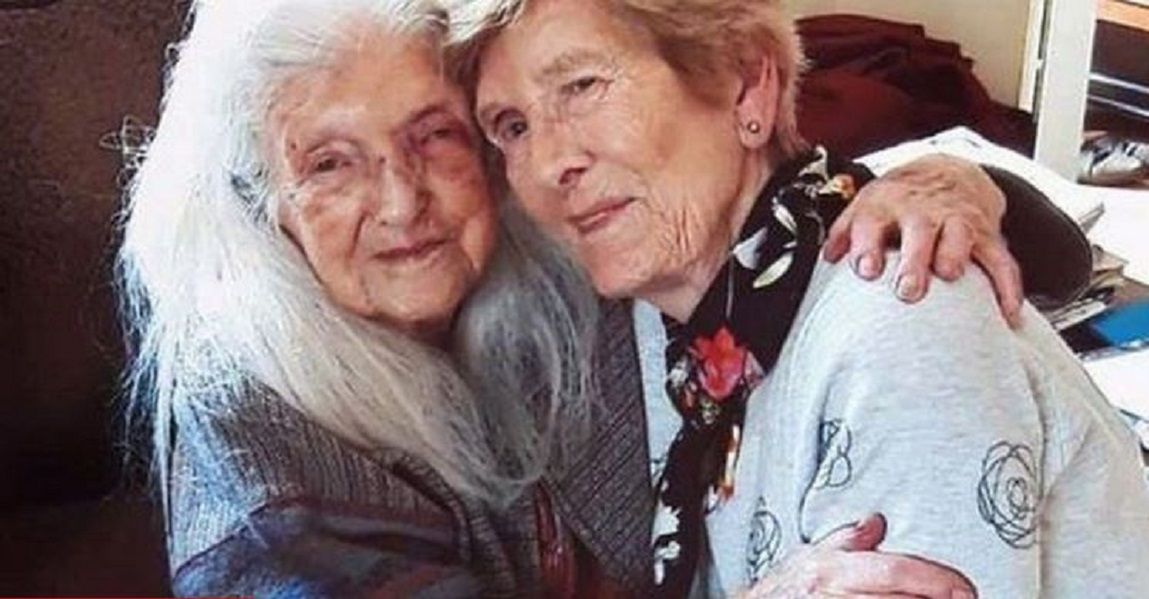 Odnalazła swoją 103-letnią matkę. 81-latka szukała jej ponad pół wieku