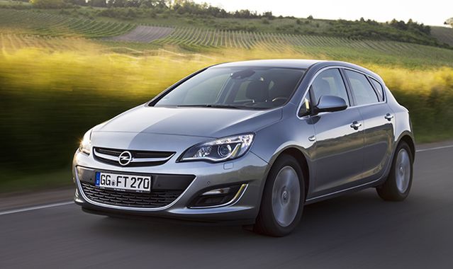 Nowa Astra z niższą emisją: Opel chce zakasować konkurencję