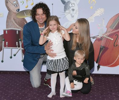 Dzieci Piotra Rubika pójdą w jego ślady? "Wychowuje córki na artystki"