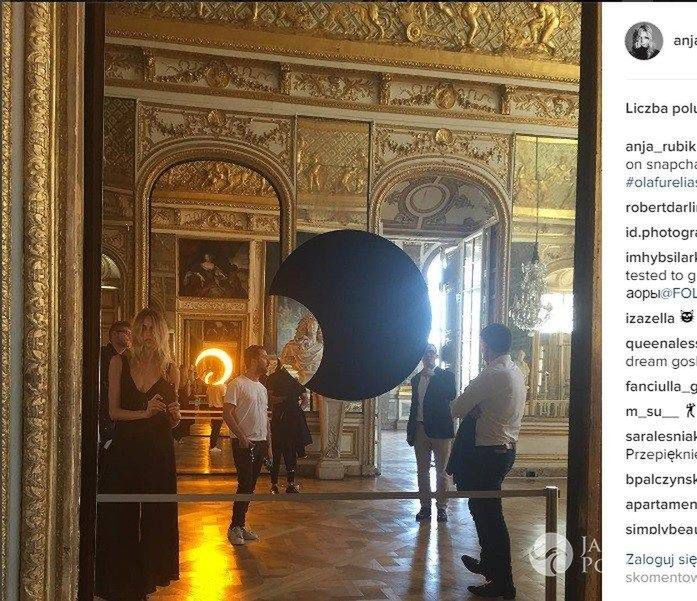 Anja Rubik zwiedza Wersal