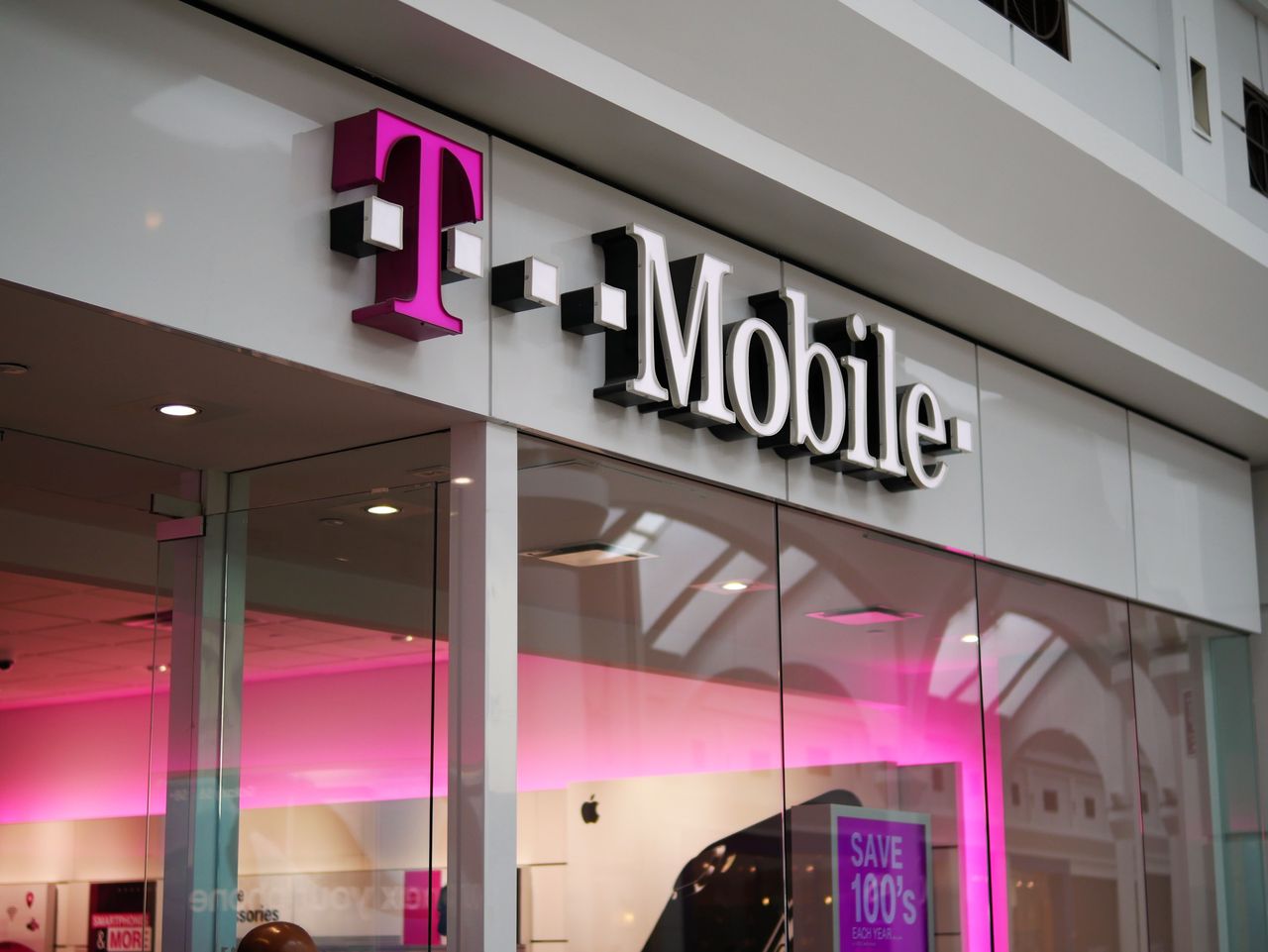 T-Mobile informuje o poważnej awarii. Nie działa internet, ale działają usługi głosowe
