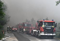 Pożar składowiska opon w Trzebini. Podpalacze zatrzymani, ich tłumaczenia szokują. "Dla zabawy, żeby coś się działo"