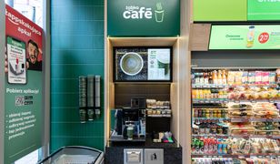 Bezmięsne hot dogi w Żabce. Sieć rozszerza ofertę