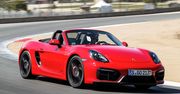 Ponad 230 km/h w porsche i 17 tysięcy złotych mandatu – prowadziła 79-latka