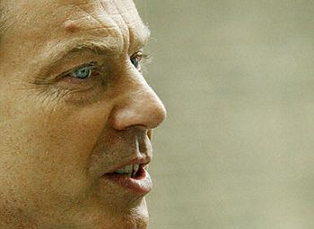 Blair: zdjęcia z torturowania jeńców w Iraku prawie na pewno fałszywe
