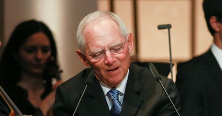 Szef Bundestagu: ostrzeżenie przed populizmem, oklaski dla Polski