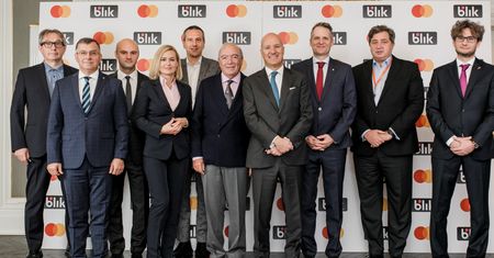 Blik pozwoli płacić zbliżeniowo. Umowa z Mastercard podpisana