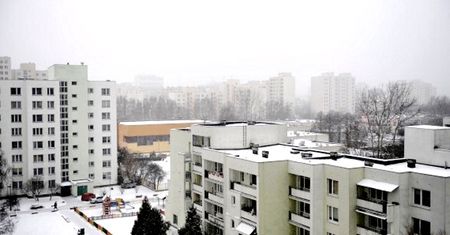 Słoneczne dachy. Ruszają dopłaty dla mieszkańców bloków. Nawet po 300 zł na rodzinę