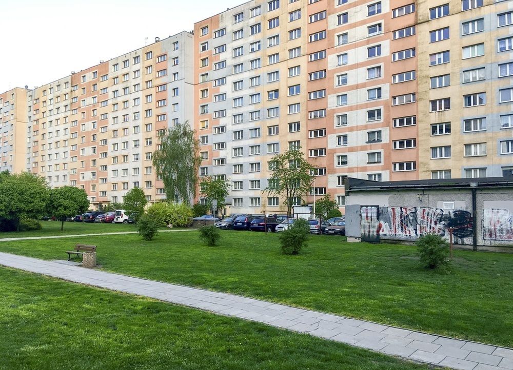 Użytkowanie wieczyste zostanie na osiedlach. Będą opłaty za korzystanie z dróg i podwórek