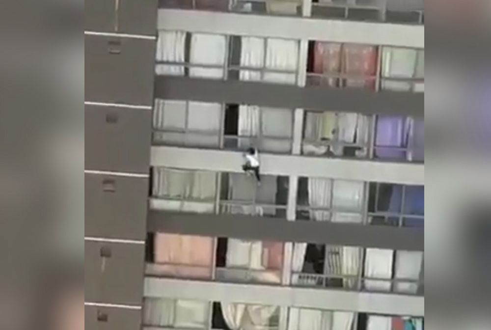 Przechodzień złapał kobietę, która spadła z 9. piętra. Oboje przeżyli