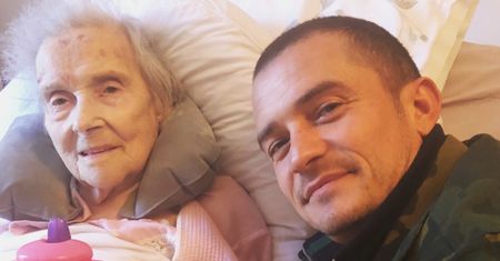 Orlando Bloom pokazał zdjęcie z umierającą babcią. Katy Perry okazała mu wsparcie