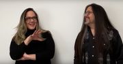 Prababcia Johna Romero w Empire of Sin. Burdelmama z papugą na ramieniu