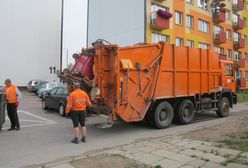 Stojkowo. Śmiertelny wypadek, śmieciarka potrąciła 2-latka