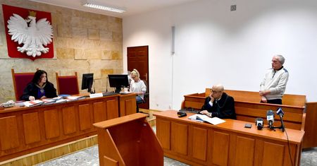 Emeryt skazany za kradzież cukierka. Absurdalny wyrok sądu w Kołobrzegu
