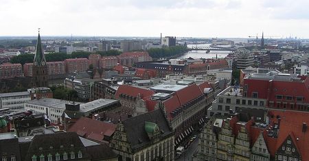 Strzały przed supermarketem w Niemczech. Trwa obława