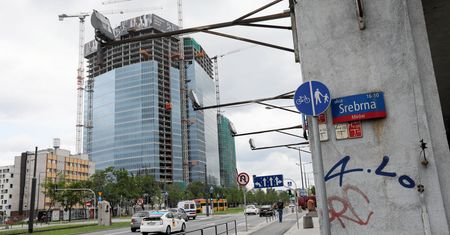 Budowa wieżowca przy Srebrnej. Ratusz chce zablokować inwestycję spółki powiązanej z PiS