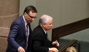 "Panie prezesie, ma pan kota...". Pilna przerwa w obradach Sejmu. Jarosław Kaczyński poprosił o 5 minut