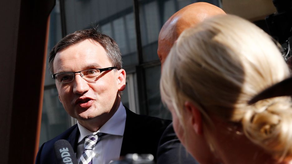 Ziobro nie przejmuje się słowami Merkel