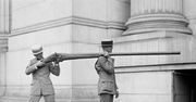 Punt gun: zakazana broń. Monstrualna strzelba dla olbrzyma