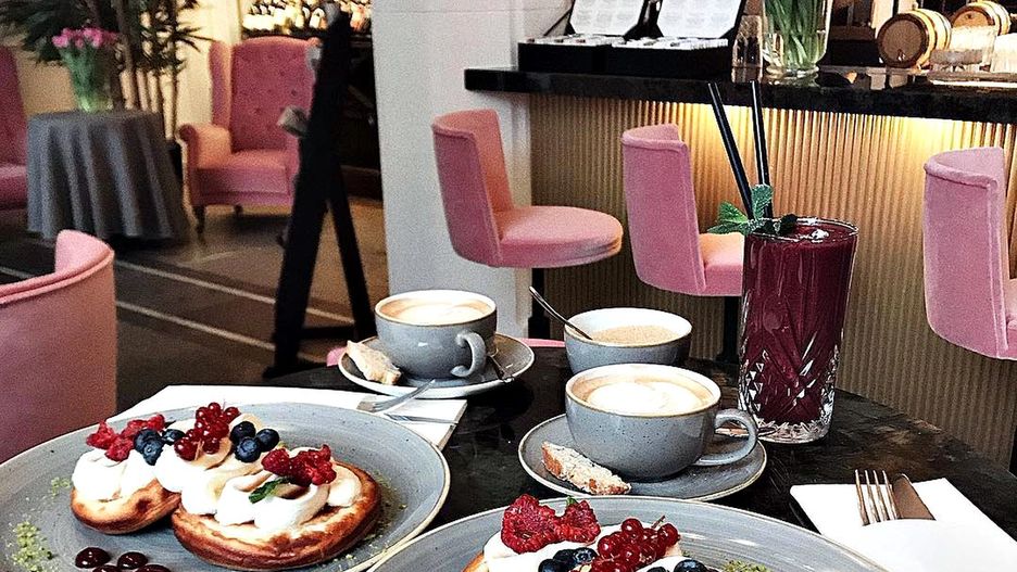 Restauracje w Polsce przywiązują coraz większą wagę do wystroju wnętrz i wyglądu dań. 