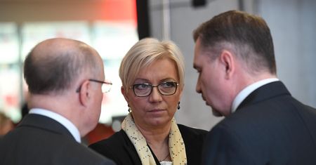 Brytyjscy sędziowie nie dają Alfiemu szansy. Prezes TK Julia Przyłębska zabrała głos