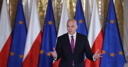 Sławomir Dębski o unijnej "opcji atomowej": Komisja Europejska przekroczyła uprawnienia