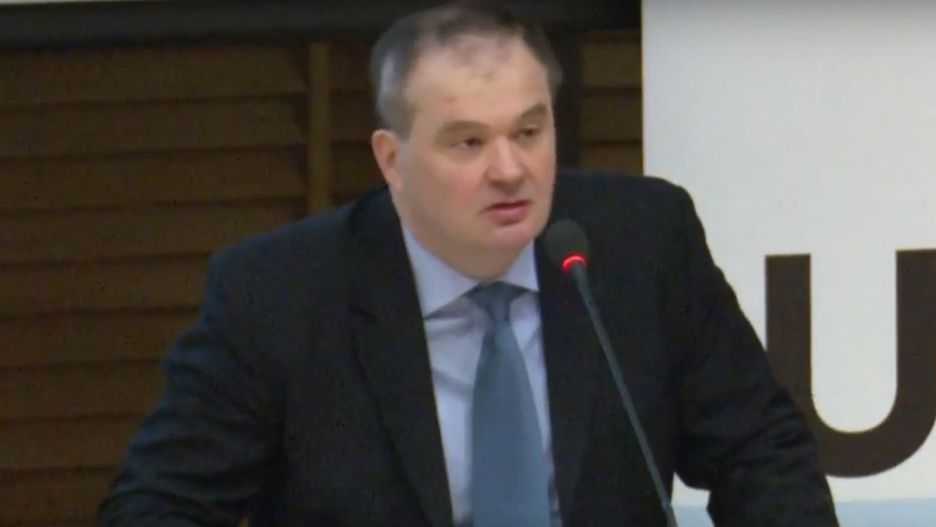 Doktor Robert Jastrzębski jest nowym kandydatem PiS do TK