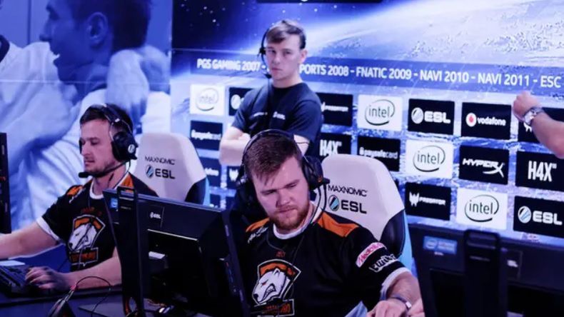 Filip "Neo" Kubski wraca do esportu
