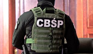 CBŚP rozbiło międzynarodowy gang. Z leków produkowali metamfetaminę