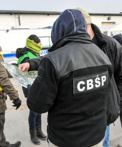 Ogromna akcja. Ponad 150 policjantów z Polski i Niemiec rozbiło gang złodziei samochodów