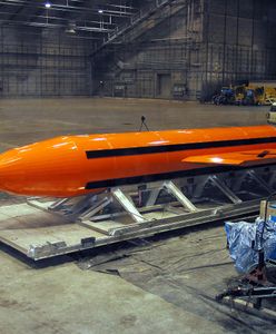 USA zrzuciły "matkę wszystkich bomb" w Afganistanie. Trump przy okazji wbija szpilę Obamie