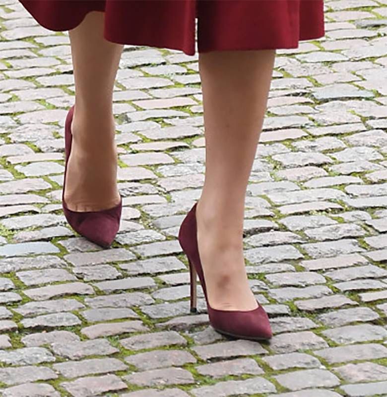 Księżna Kate - buty na obcasie, Dzień Wspólnoty Narodów 2020