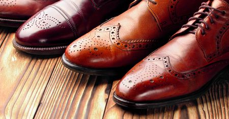 Męskie buty na lato. Eleganckie modele do garnituru i smokingu