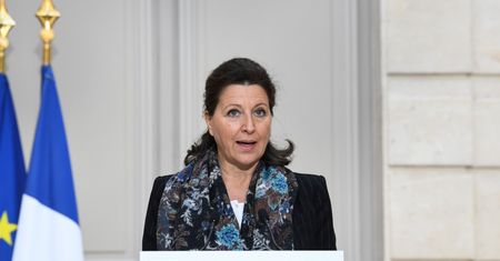 Wirus z Chin dotarł do Francji. Dwa potwierdzone przypadki: jeden w Paryżu, drugi w Bordeaux