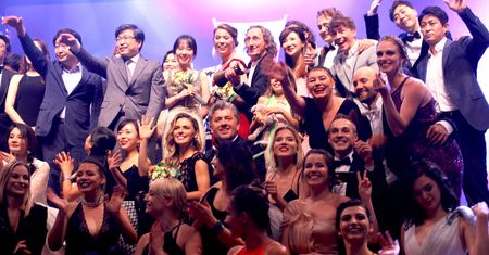 Teatr Buffo w Korei! Sukces Urbańskiej i Józefowicza!