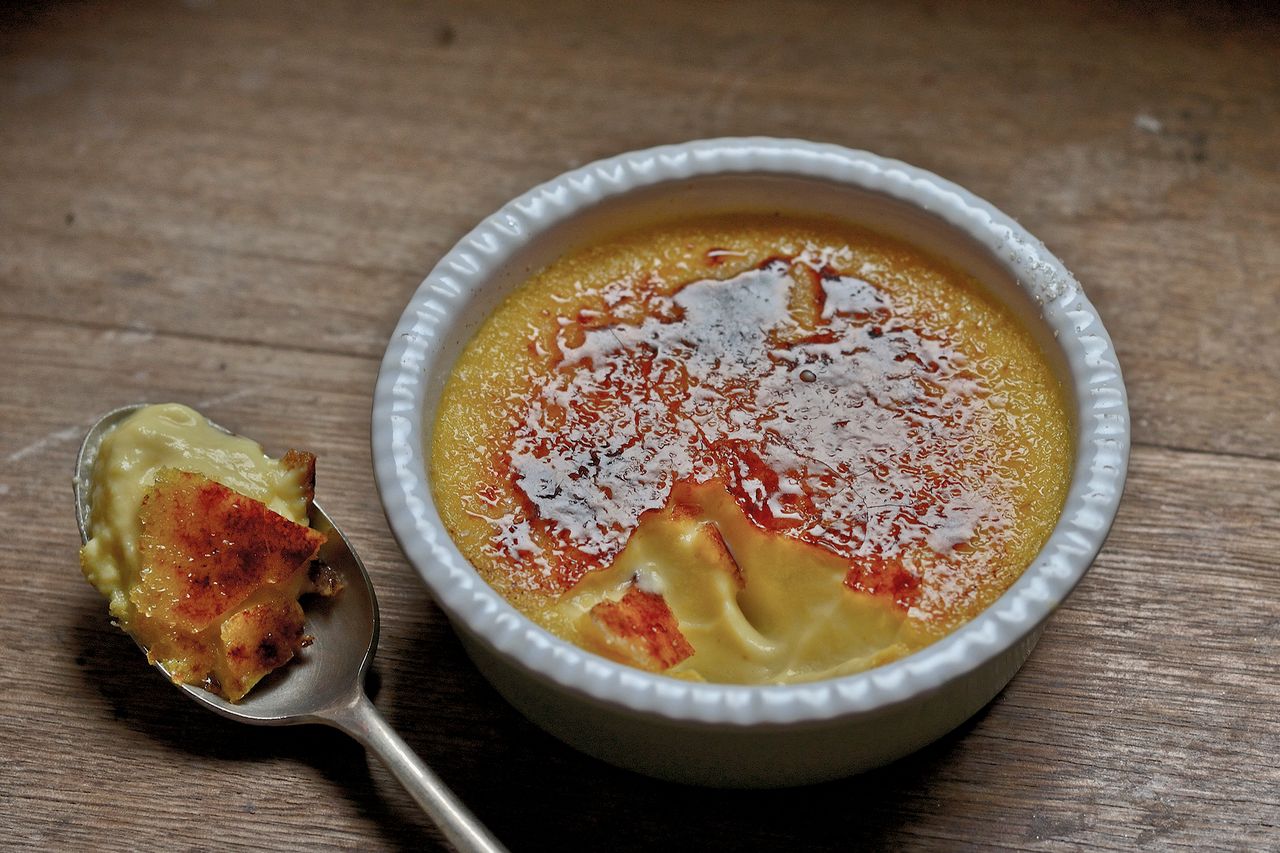 Pascha crème brûlée. Wyjątkowy deser na Wielkanoc