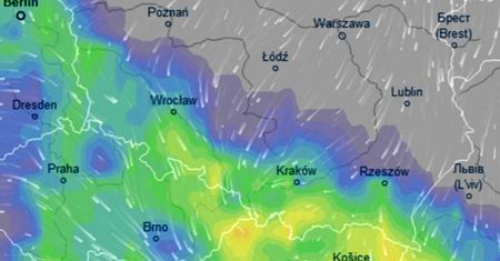 Pogoda. Zalane ulice w Śląskiem. Ulewy i grad także w innych regionach