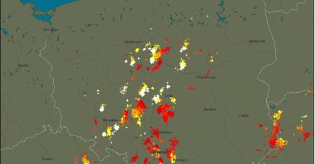 Burze nad Polską. Zobacz, gdzie grzmi