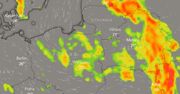 Załamanie pogody: ostrzeżenia IMGW dla połowy kraju. Uwaga na burze, grad i silny wiatr