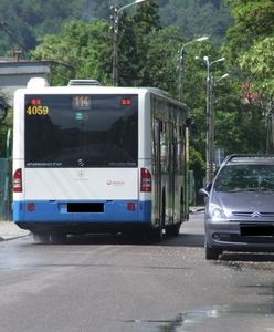 Tragiczny wypadek z udziałem autobusu w Gdyni. Nie żyje jedna osoba