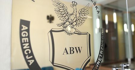 "Fikcyjna" reforma służb. Dostęp do billingów nadal poza kontrolą?