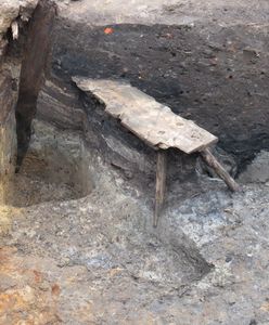 Remont na pl. Krasińskich. Odkryli chatkę z XVII wieku