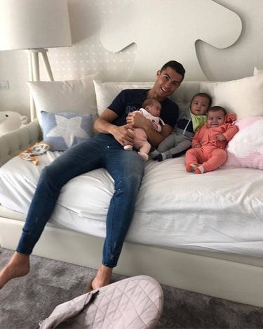 Cristiano Ronaldo z dziećmi